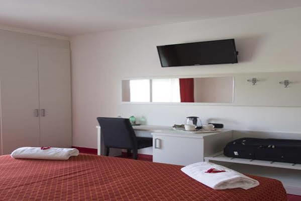 Hotel Villa Chiara Terracina Exteriör bild